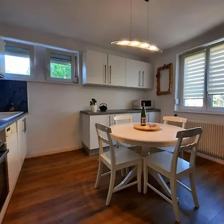 4 Persons * Kaysersberg-Vignoble